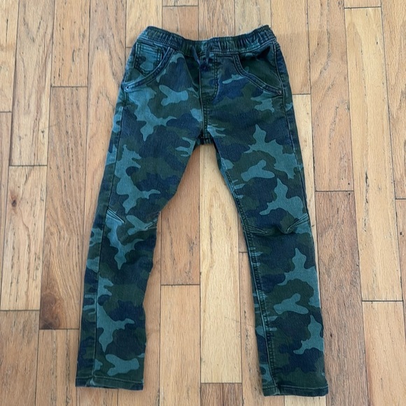 Cat & Jack | Camouflage Super Stretch Pull-On Jogger Pants |Camo | BOYS 7 - Picture 1 of 4